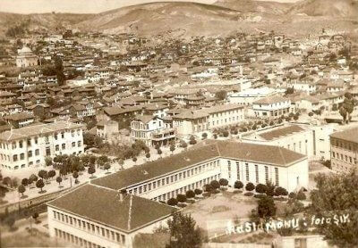 Anadolu’nun İlk Lisesi Abdurrahman Paşa Lisesi 