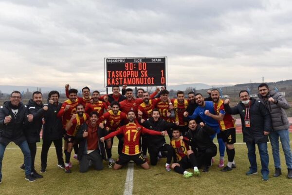 Kastamonu Derbisini Sarı Kırmızı Taşköprüspor Kazandı 1-0