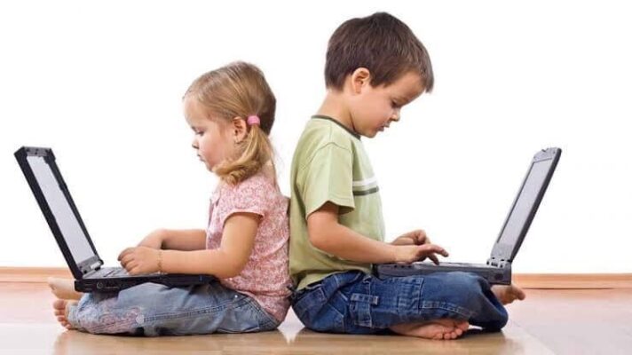 Çocuklarda Teknoloji Bağımlılığı Nasıl Önlenir? (Anne ve Babanın Rolü Nedir?)