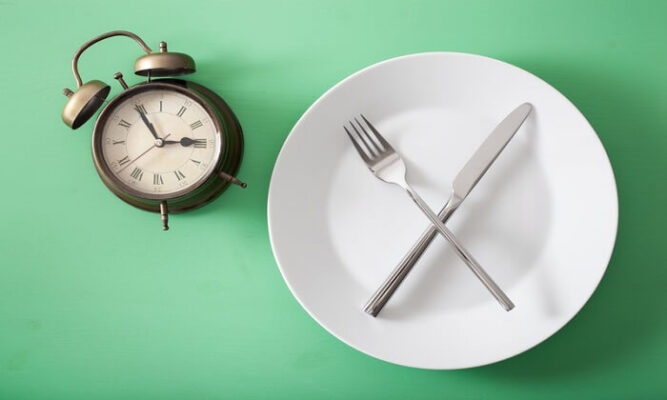 Aralıklı Oruç (Intermittent Fasting): Nedir ve Faydaları Nelerdir?