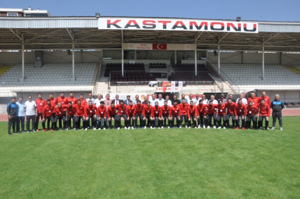 Teknik Direktör Adayları Uefa C Lisansı İçin Kastamonu’da (Adaylar Arasında Hemşehrimiz Recep Ünal’da Var)