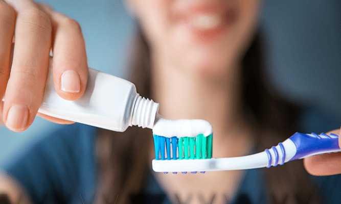 Dişlerinizi ne zaman ve ne sıklıkla fırçalamalısınız? (Günde kaç kez diş fırçalanmalı?)