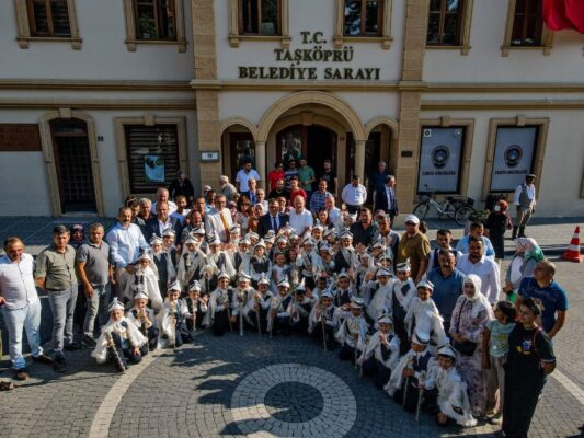 Taşköprü Sarımsak Festivali Toplu Sünnet Şöleni ve Dualarla Başladı