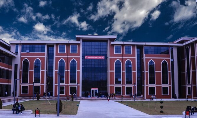 Kastamonu Üniversitesi 56 Akademik Personel Alacak