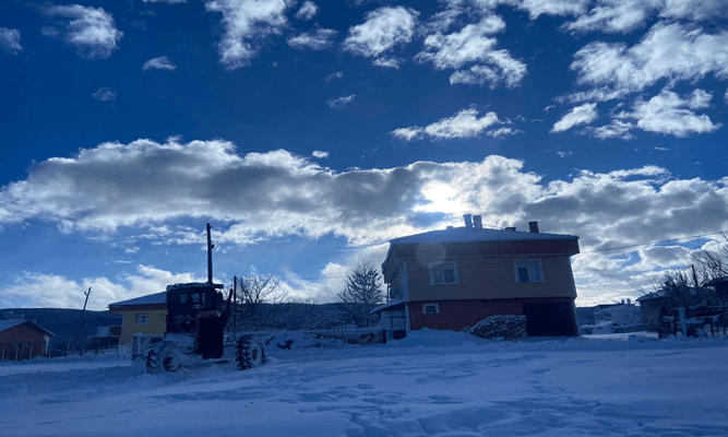 Kastamonu’da kar yağışı sebebiyle bazı köy yolları kapandı