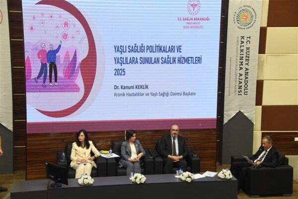 Yaşlı Refahı Paneli Kastamonu’da Gerçekleşti: Toplumsal Dayanışma ve Yaşam Kalitesini Artırma Konuları Masaya Yatırıldı