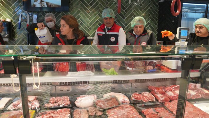 81 İlde Eş Zamanlı Gıda Denetimi: Kastamonu’da Yüksek Riskli Ürünlere Sıkı Kontrol