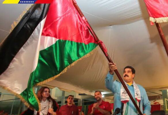 Venezuela Bize Ne Söylüyor? Cambaza Bakarken Kaybedilen Coğrafya [Prof. Dr. Mete Gündoğan]