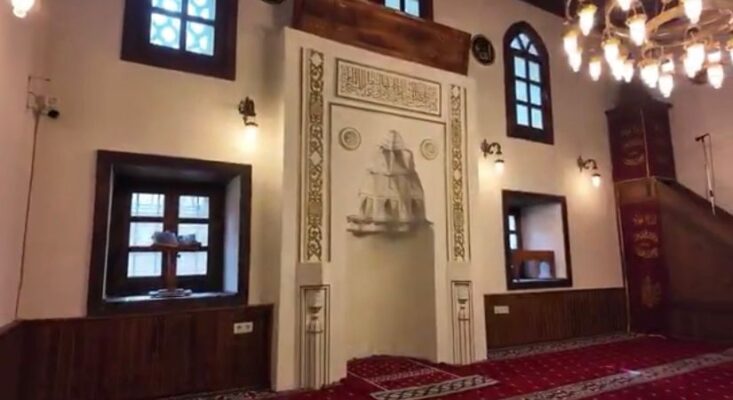 Kastamonu’nun Sessiz Tanığı: Yüzyıllardır Ayı Gözleyen Mahallenin Kalbi Aycılar Camii