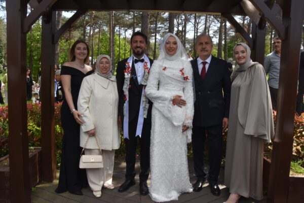 Tuğba Çetinkaya ile Mücahit Selim Canata Dünya Evine Girdi: Beykoz’da Unutulmaz Nikâh
