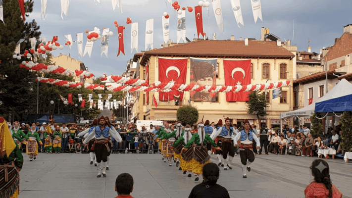 2026 Taşköprü Sarımsak Festivali Programı Açıklandı! Hangi Sanatçı Hangi Gün Sahne Alacak?
