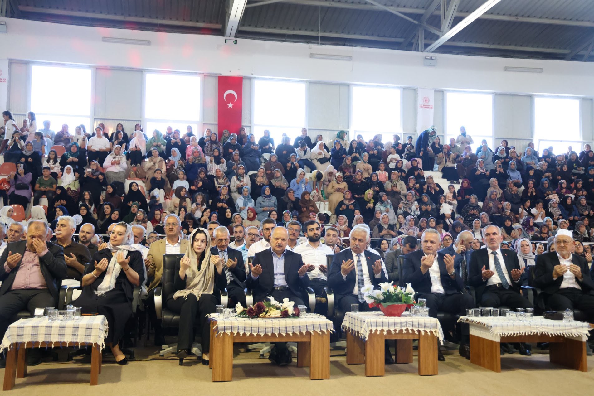 Seydiler’de 51 Öğrencinin Hafızlık Yolculuğu İcazetle Tamamlandı