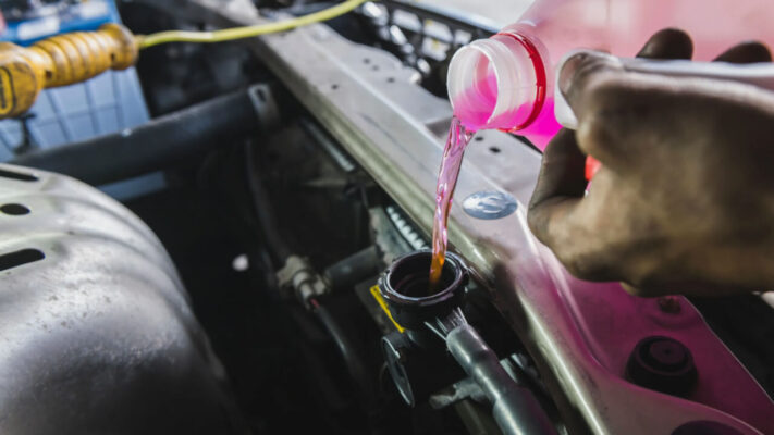 Antifriz Olmadan Araç Kullanılır mı? Motor Soğutma Sıvısı Rehberi
