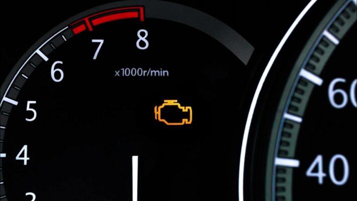 Motor Arıza Lambası (Check Engine) Neden Yanar? Anlamları ve Çözümleri