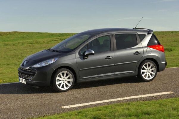 Peugeot 207 Alma Rehberi: Motorlar, Donanımlar ve Kronik Sorunlar