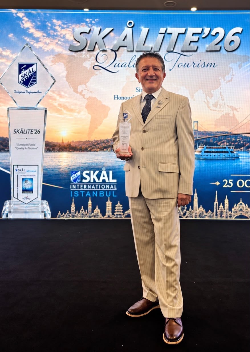 Şerbetçi Ali Baba Skålité ödül töreni geleneksel Osmanlı şerbetleri
