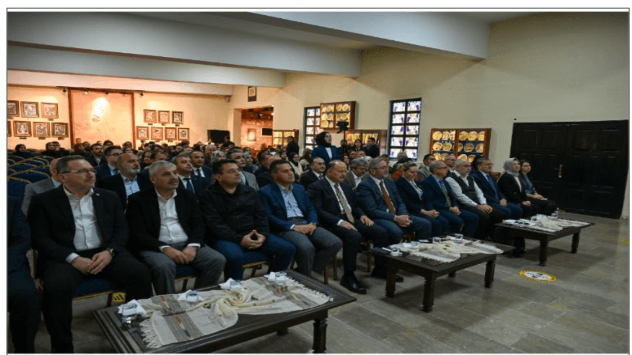 Bilimin Hafızası Kastamonu’da Konuşuldu: Geçmişten Yapay Zekâya Uzanan Kurultay
